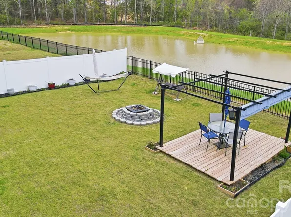 275 Redondo Dr, Wingate, NC 28174