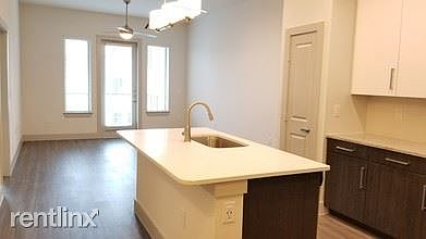 encore-montrose-houston-tx-a12