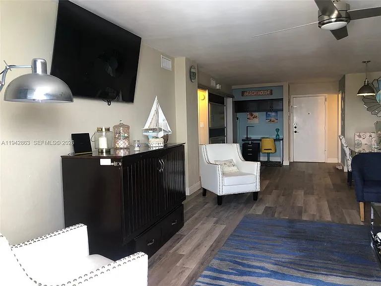 801 S Ocean Dr #1004 — Photo 19