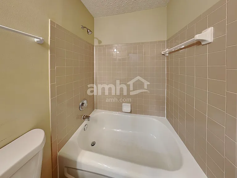 4930 Kingpin Dr — Photo 17