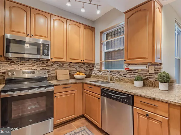 1458 Columbia Rd NW APT 109, Washington, DC 20009