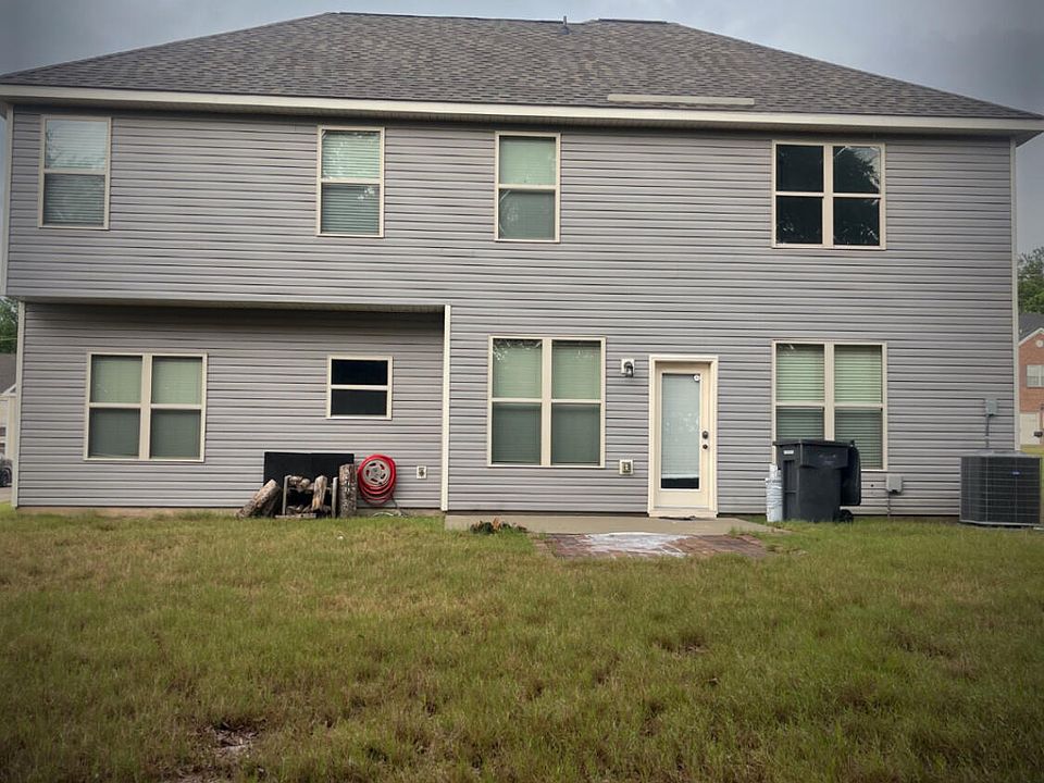 2nd image of 1233 Paramount Ct