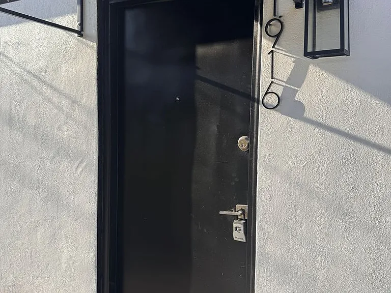 1916 Chamberlin St — Photo 11