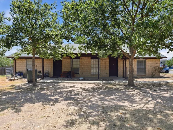 1919 Pine Tree Dr, Bryan, TX 77802