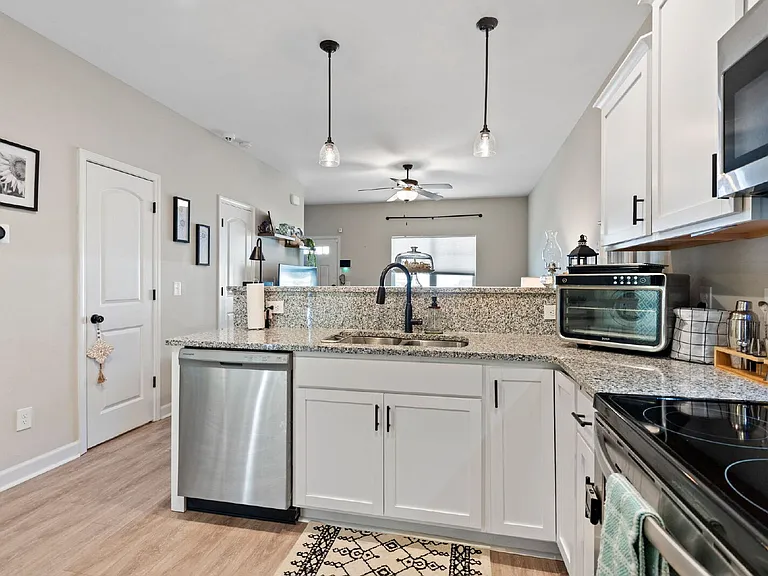 68 Catalina Cir — Photo 15
