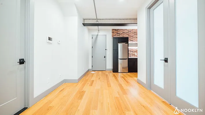 Rented by Nooklyn NYC LLC | media 2