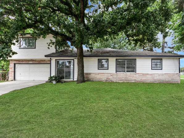 7450 Lakewood Dr, Houston, TX 77016