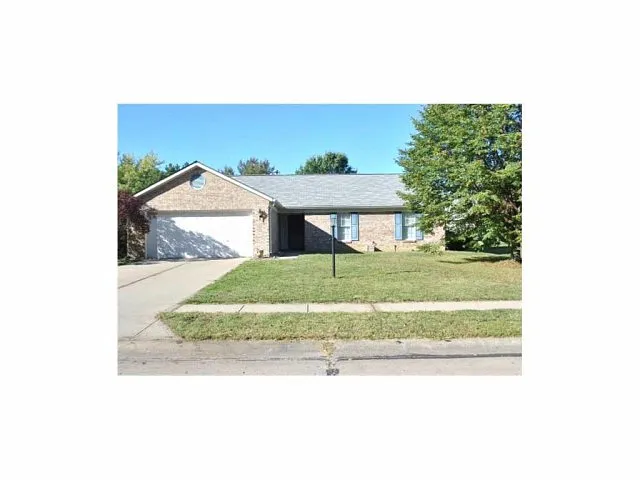 516 S Tanninger Dr photo 1