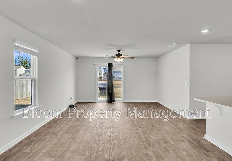 440 White Scallop Way — Photo 5