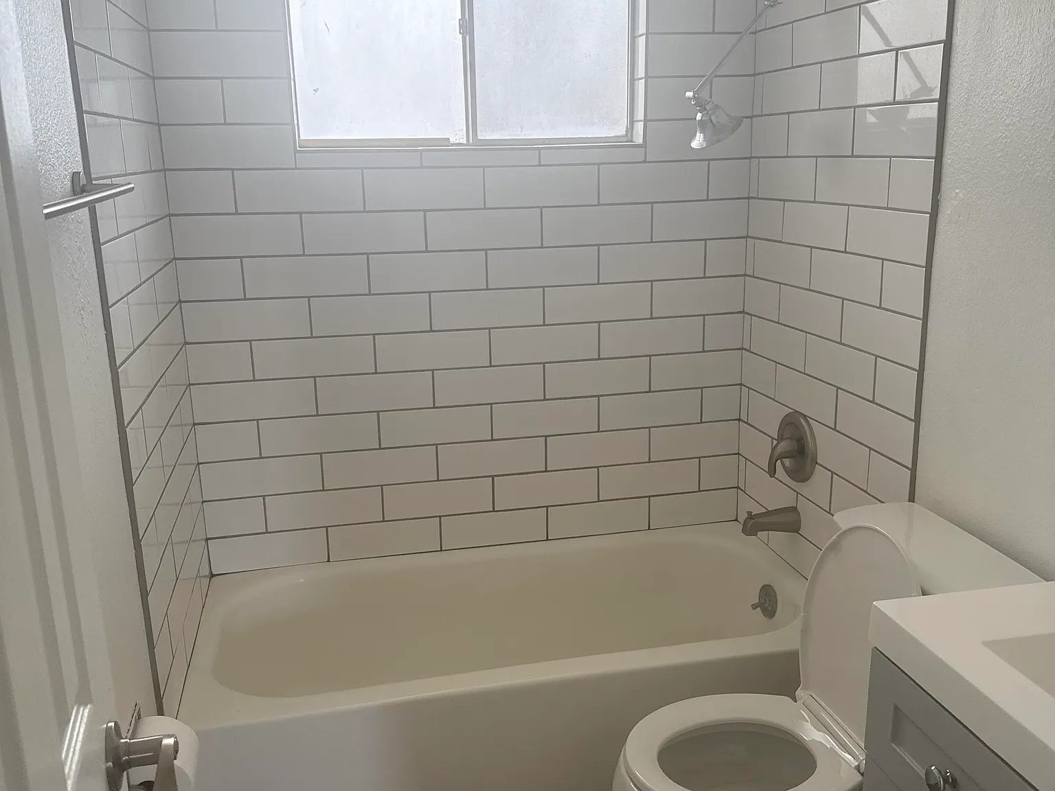 2 bed, 685 sqft, $1,000 — Photo 3