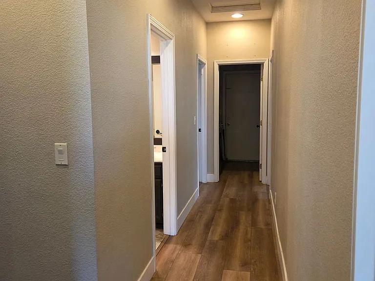 342 Leckenby Way — Photo 8