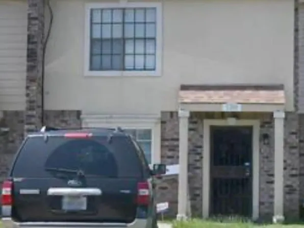 5269 Basinview Dr, New Orleans, LA 70126