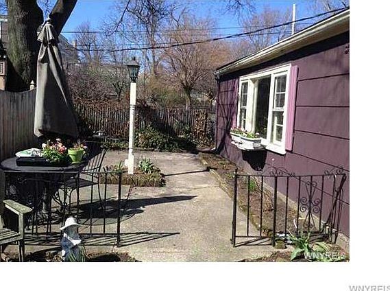 3rd image of 101 Oakland Pl