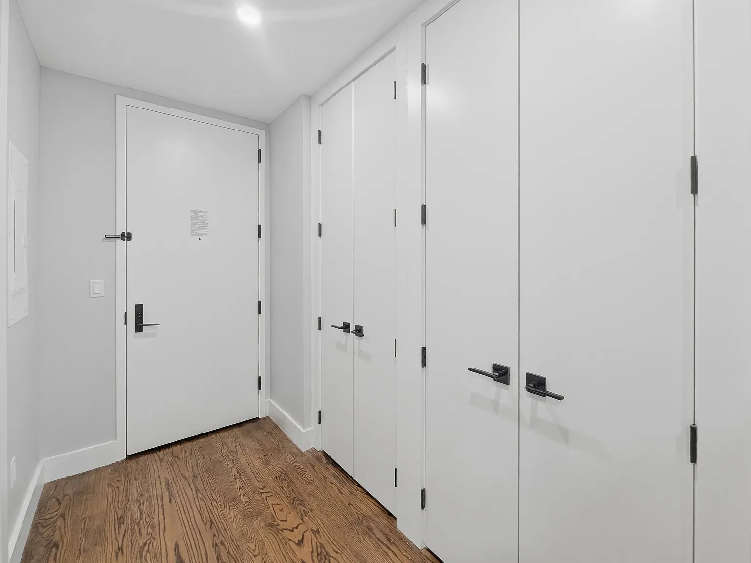 11-24 31st Drive — Photo 4