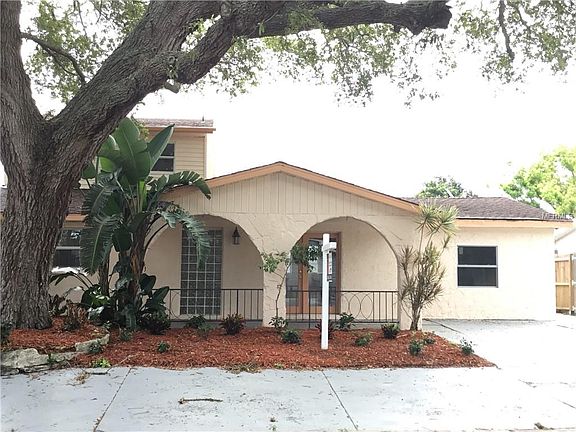 3rd image of 1440 Whitehall Ln