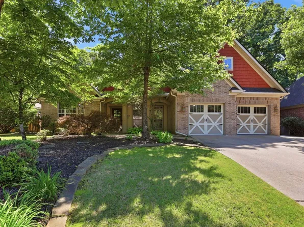 2905 Woodsgate Dr, Little Rock, AR 72211