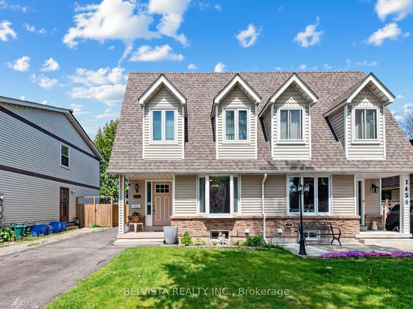 1457 Wecker Dr, Oshawa, ON L1J 6N1