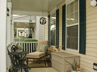 1001 Symphony Dr, Aurora, IL 60504