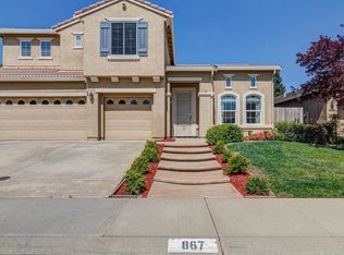 867 Farrington Ln, Lincoln, CA 95648