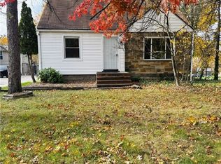 1574 East Ave, Akron, OH 44314