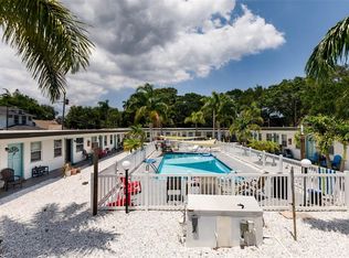 779 9th Ave N, Saint Petersburg, FL 33701