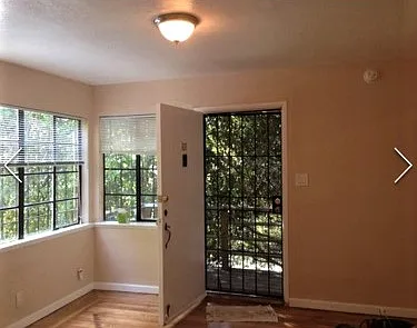 1 bed, 500 sqft, $1,900 — Photo 4
