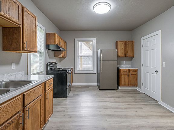2nd image of 210 Doty St #210
