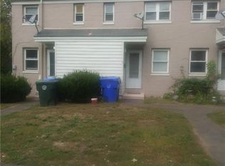 6 Community St, East Hartford, CT 06108