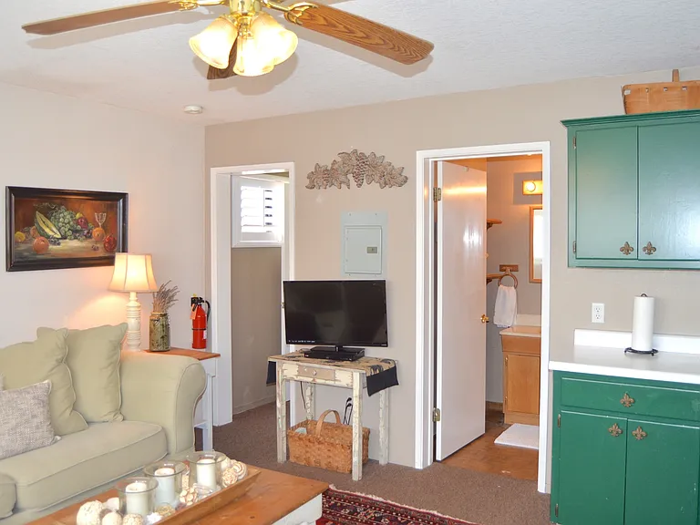 5640 Linne Rd — Photo 6