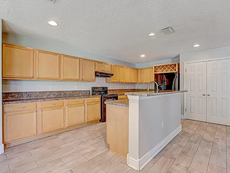 1412 Dunns Lake Dr — Photo 22
