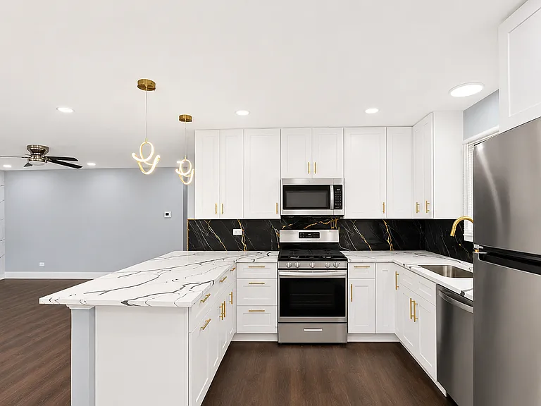 Chelsea Ln — Photo 4