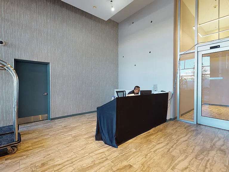 701 S Wells St #2402 — Photo 13