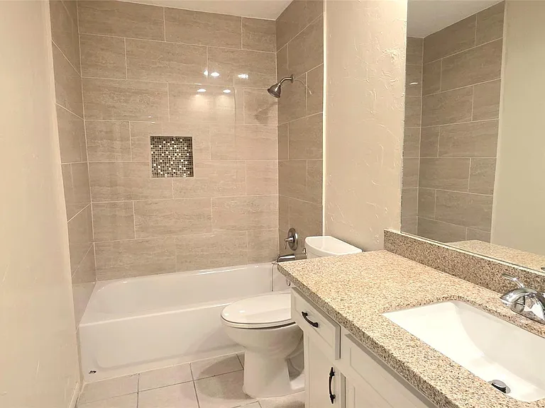 3038 Shawnee Dr — Photo 9