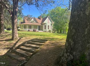 440 W Salisbury St, Pittsboro, NC 27312