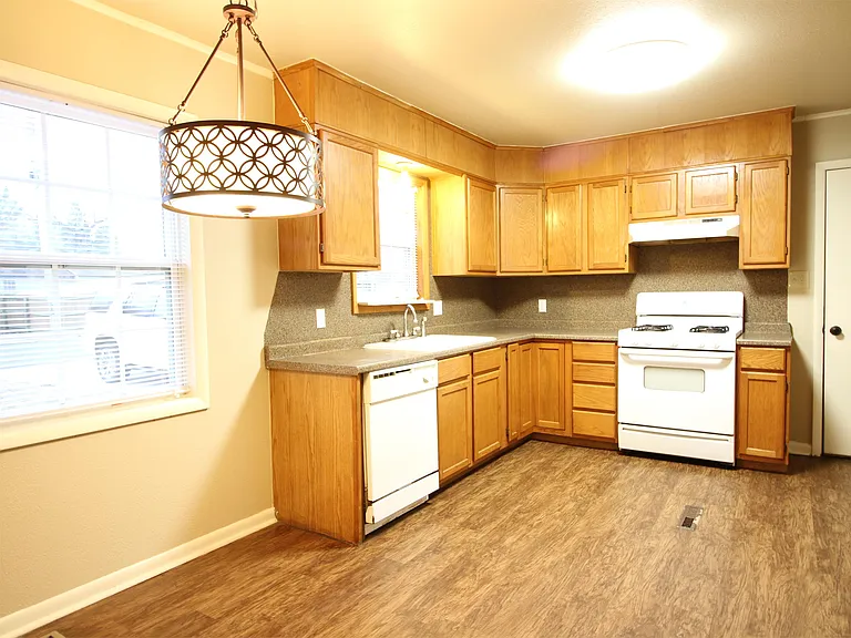 4719 Kinkead Ave — Photo 7