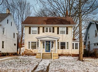 2987 Edgehill Rd, Cleveland Heights, OH 44118