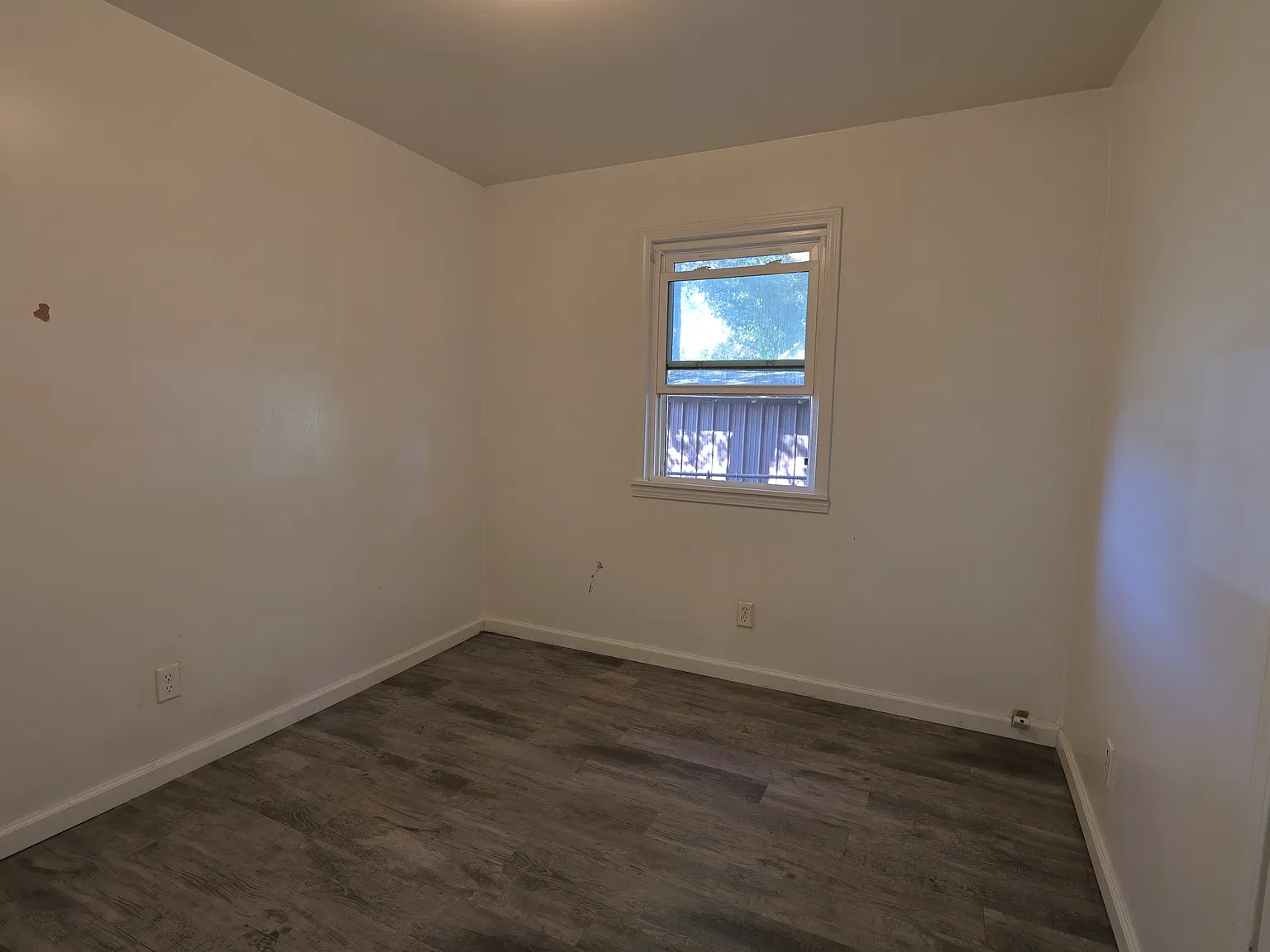 201 E. Cleveland St. B1-4 — Photo 3