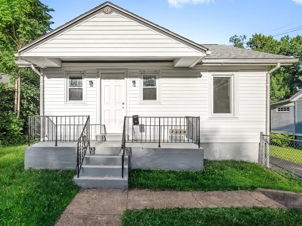 2330 Burns Ave, Saint Louis, MO 63114