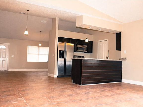 5th image of 2791 Gramercy Dr