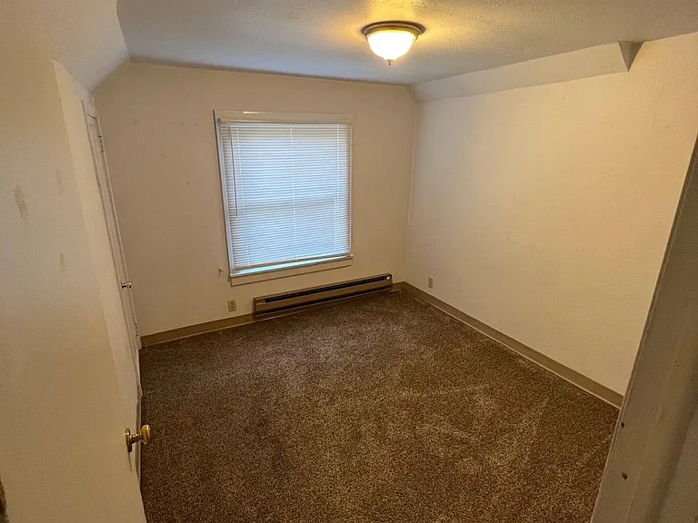 1317 W Augusta Ave #2 — Photo 6