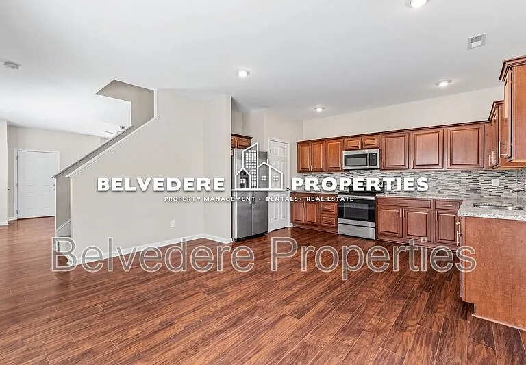 116 Summerland Dr — Photo 13