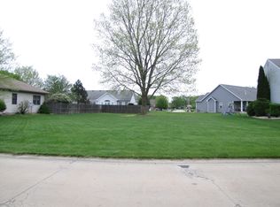 520 Neipswah Ave, Rantoul, IL 61866