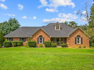 1856B Spring Hill Rd, Staunton, VA 24401