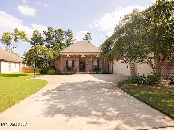 152 Grayhawk Dr, Madison, MS 39110