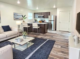 136 W 3 N #1, Saint Anthony, ID 83445