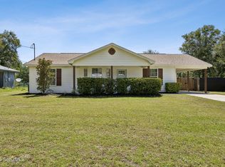 307 Clarks Bluff Rd, Kingsland, GA 31548