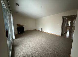 2001 Ammer Ridge Ct #1, Glenview, IL 60025