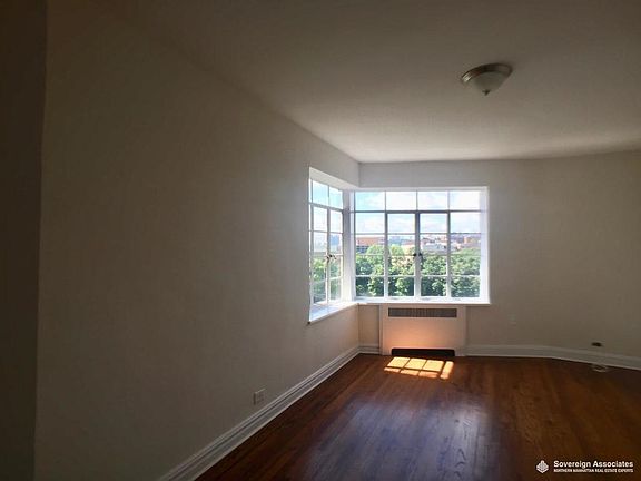 5th image of 135 W 225th St APT 4F