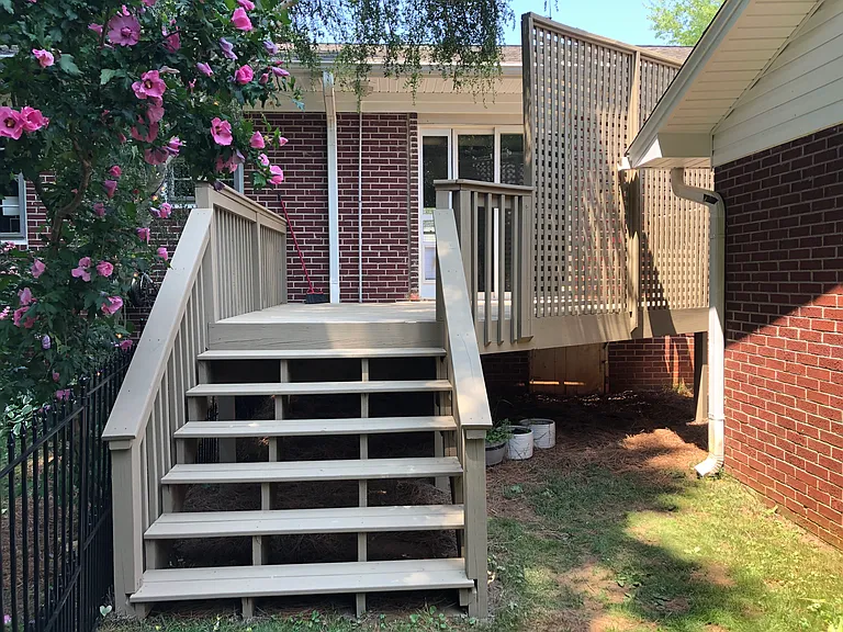 1819 Lumpkin Cir — Photo 4