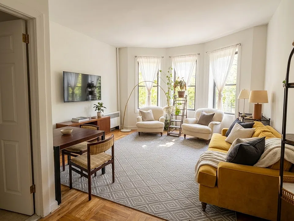 1046 Bergen St #2E